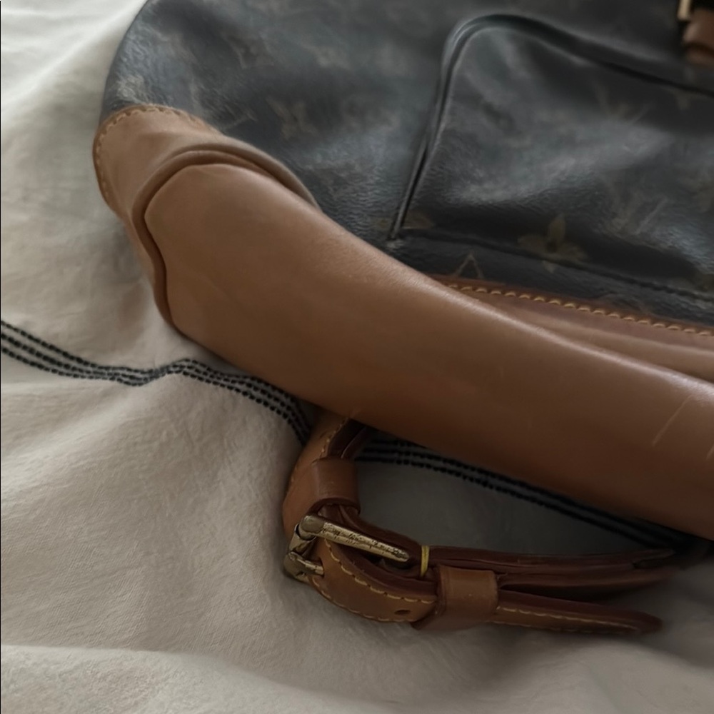 Louis Vuitton Brown Monogram Backpack with Brass Hardware - Picture 2 of 9